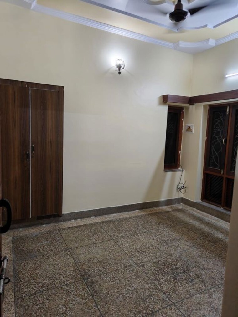 Room, asiya-apartment 3 Bedroom 2000 Sq.Ft. Independent House In Niralanagar Lucknow 10275609