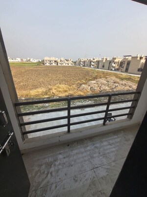 Balcony in 3 BHK Builder Floor at Masma – for Rent