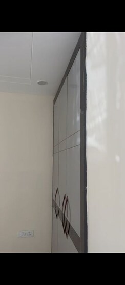 2 BHK Builder Floor For Sale in RPS Palm Drive