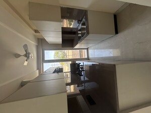 Kitchen in 2.5 BHK Builder Floor at Ansal Silver Crest, Sector 32 – for Sale