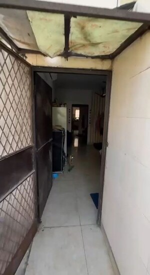 2 BHK Builder Floor For Rent in Lajpat Nagar 4