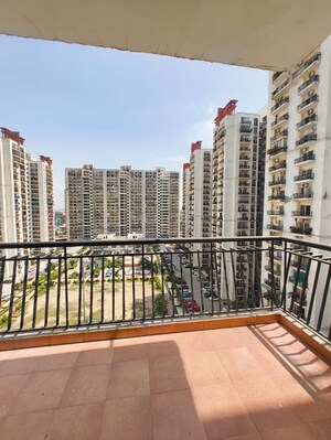 3 BHK Apartment For Rent in Antriksh Golf View, Sector 78