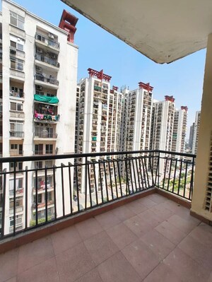 3 BHK Apartment – Exterior View View at Antriksh Golf View, Sector 78 - for Rent