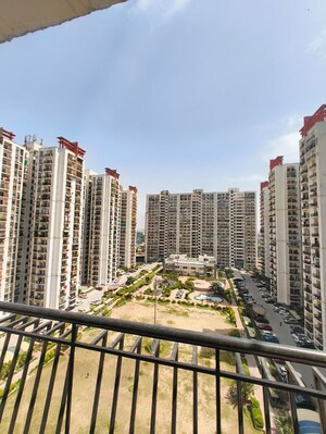 3 BHK Apartment – Exterior View View at Antriksh Golf View, Sector 78 - for Rent