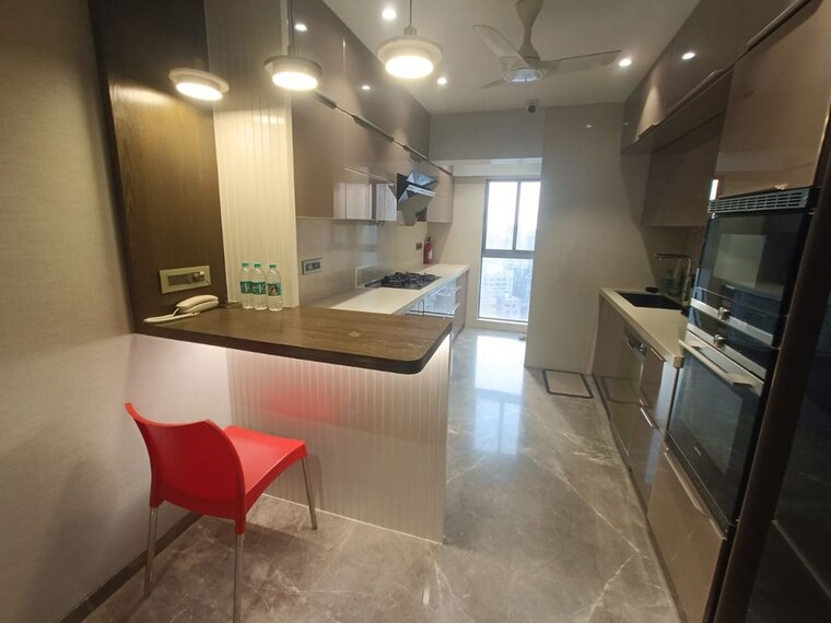 Kitchen, khar west 5 Bedroom 3200 Sq.Ft. Apartment In Khar West Mumbai 10275657