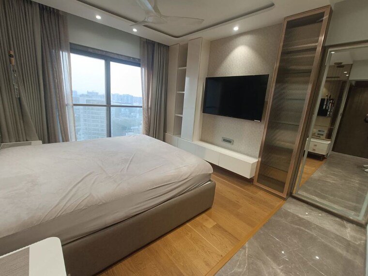 Bedroom, khar west 5 Bedroom 3200 Sq.Ft. Apartment In Khar West Mumbai 10275657