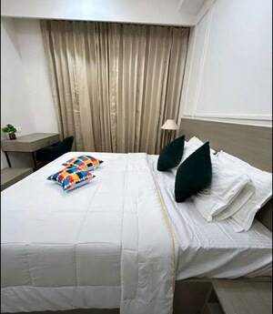 Team Area in 3 BHK Apartment at Rishita Manhattan, Gomti Nagar – for Rent