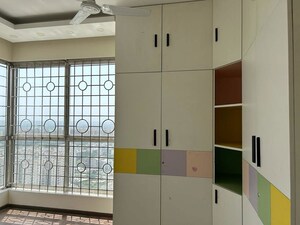 Furnished Amenities in 3 BHK Apartment at M3M Merlin, Sector 67 – for Rent