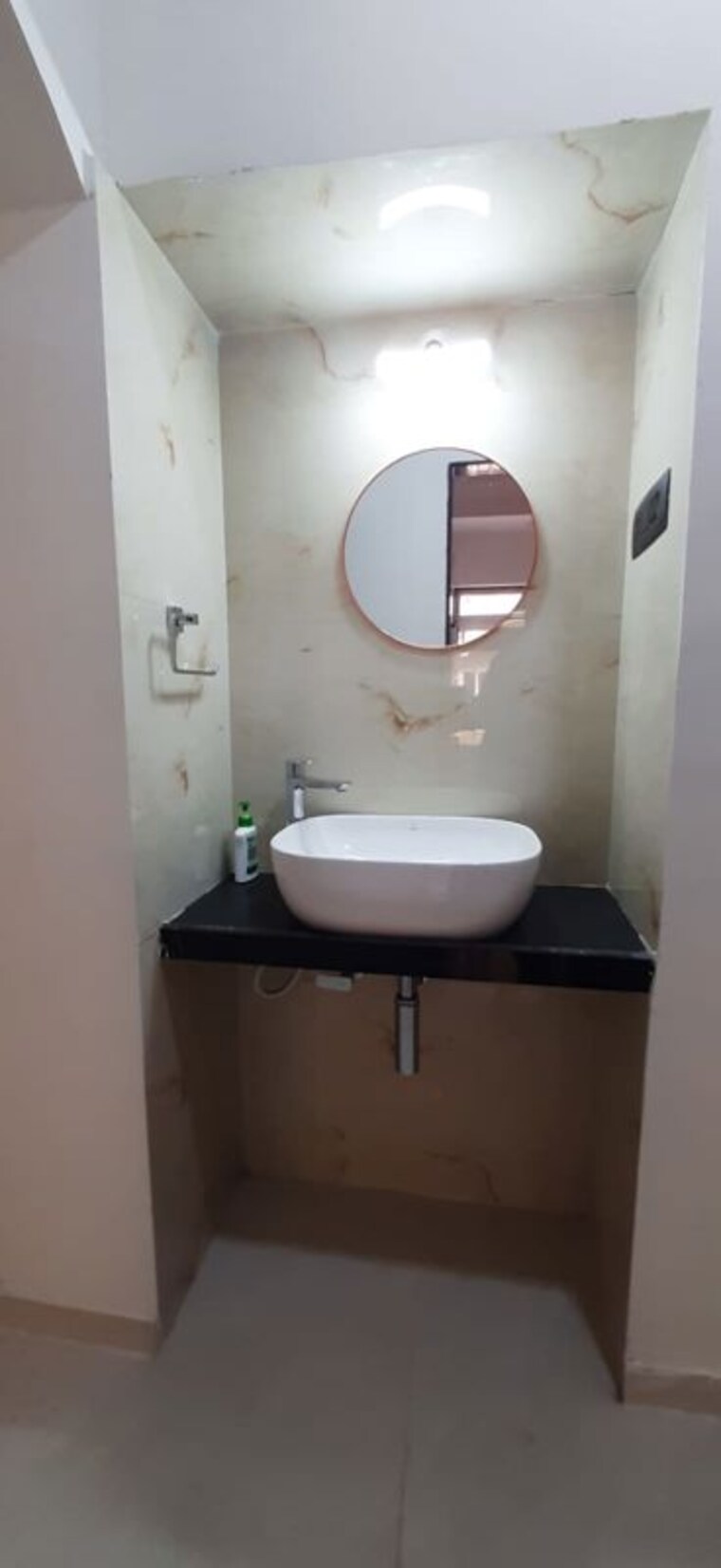 Bathroom, lalani-velentine-apartment-vi 2 Bedroom 700 Sq.Ft. Apartment In Goregaon East Mumbai 10275705