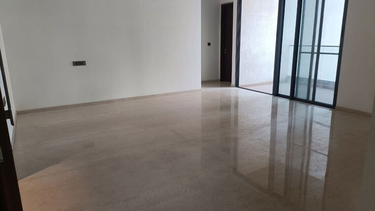 Room, bandra west 4 Bedroom 2500 Sq.Ft. Apartment In Bandra West Mumbai 10275700