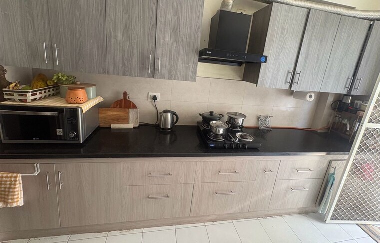 Kitchen, ramprastha-city-the-edge-towers 2 Bedroom 1380 Sq.Ft. Apartment In Sector 37d Gurgaon 10275703