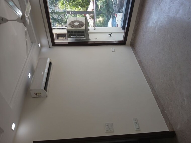 Room, lajpat nagar i 2 Bedroom 900 Sq.Ft. Builder Floor In Lajpat Nagar I Delhi 10275713