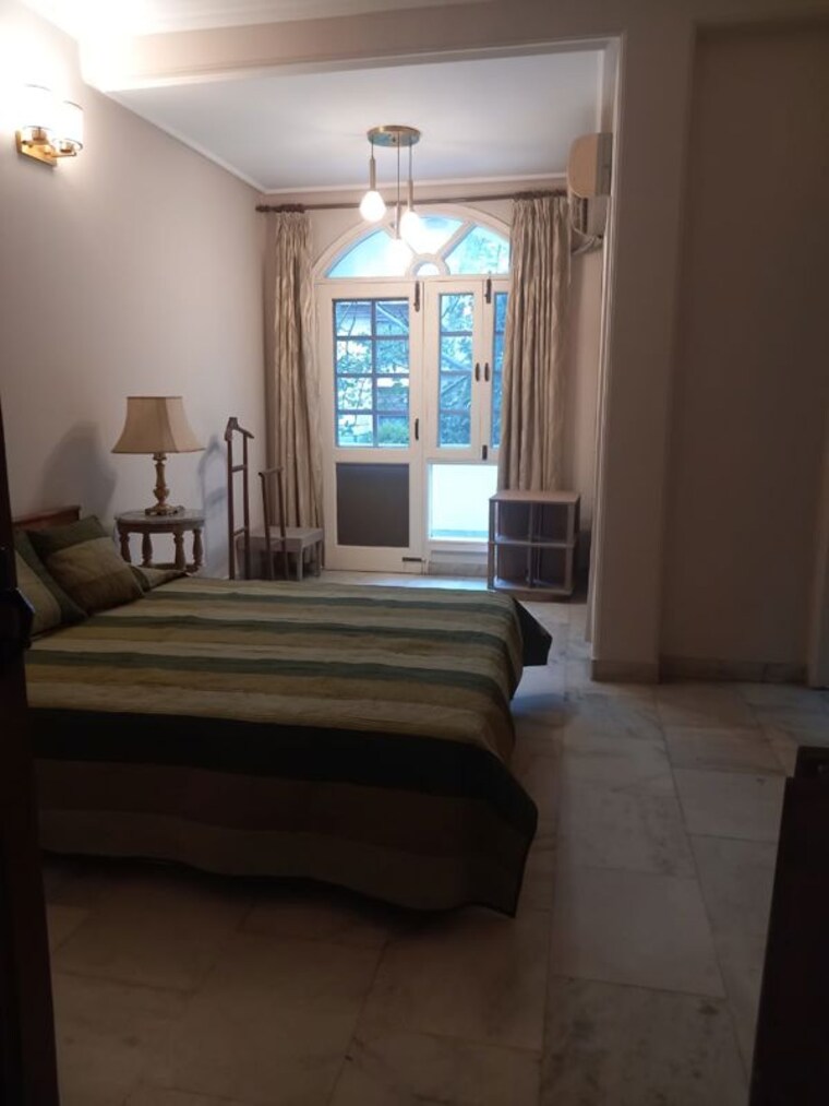 Room, sector 48 4 Bedroom 1895 Sq.Ft. Apartment In Sector 48 Gurgaon 10275744