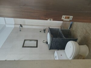 Team Area in 3 BHK Villa at Sector 55 – for Rent