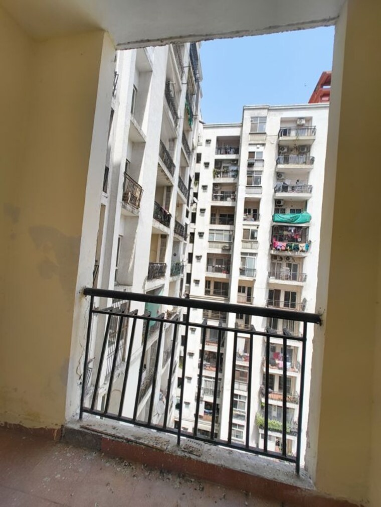 Balcony, panchsheel-greens-ii 4 Bedroom 90 Sq.Yd. Villa In Sector 16 Greater Noida Greater Noida 10275772