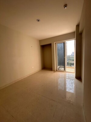 Room in 2 BHK Apartment at Eldeco Live By The Greens, Sector 150 – for Rent