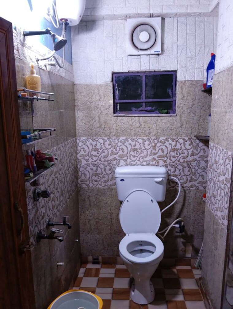 Attached Bathroom, bumba-damani-enclave 3 Bedroom 1360 Sq.Ft. Apartment In Ganganagar Kolkata 10275691