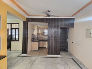 2 BHK Apartment For Rent in Parsvnath Gardenia, Sector 61