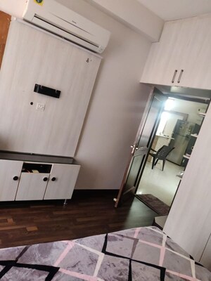 Furnished Amenities in 3 BHK Apartment at SS Almeria, Sector 84 – for Sale