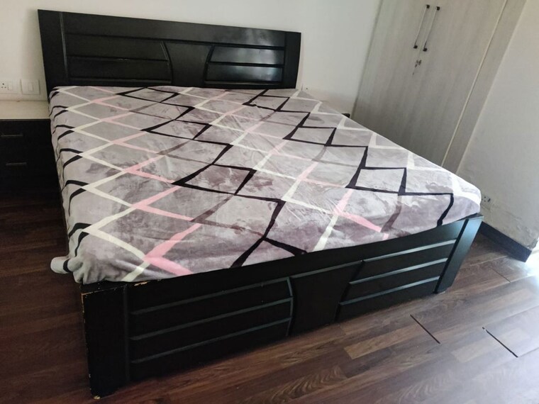 Bedroom, ss-almeria 3 Bedroom 2122 Sq.Ft. Apartment In Sector 84 Gurgaon 10275813