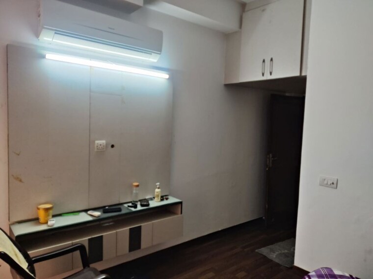 Kitchen, ss-almeria 3 Bedroom 2122 Sq.Ft. Apartment In Sector 84 Gurgaon 10275813