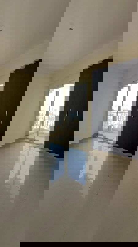 3 BHK 1700 Sq.Ft. Apartment in Amrapali Crystal Homes