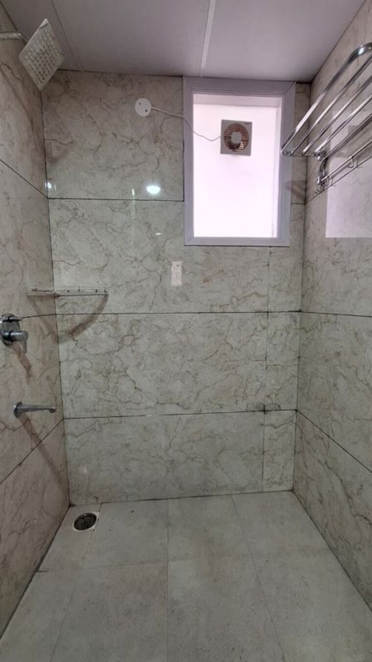 Bathroom, ambala highway 3 Bedroom 1650 Sq.Ft. Apartment In Ambala Highway Zirakpur 10275837