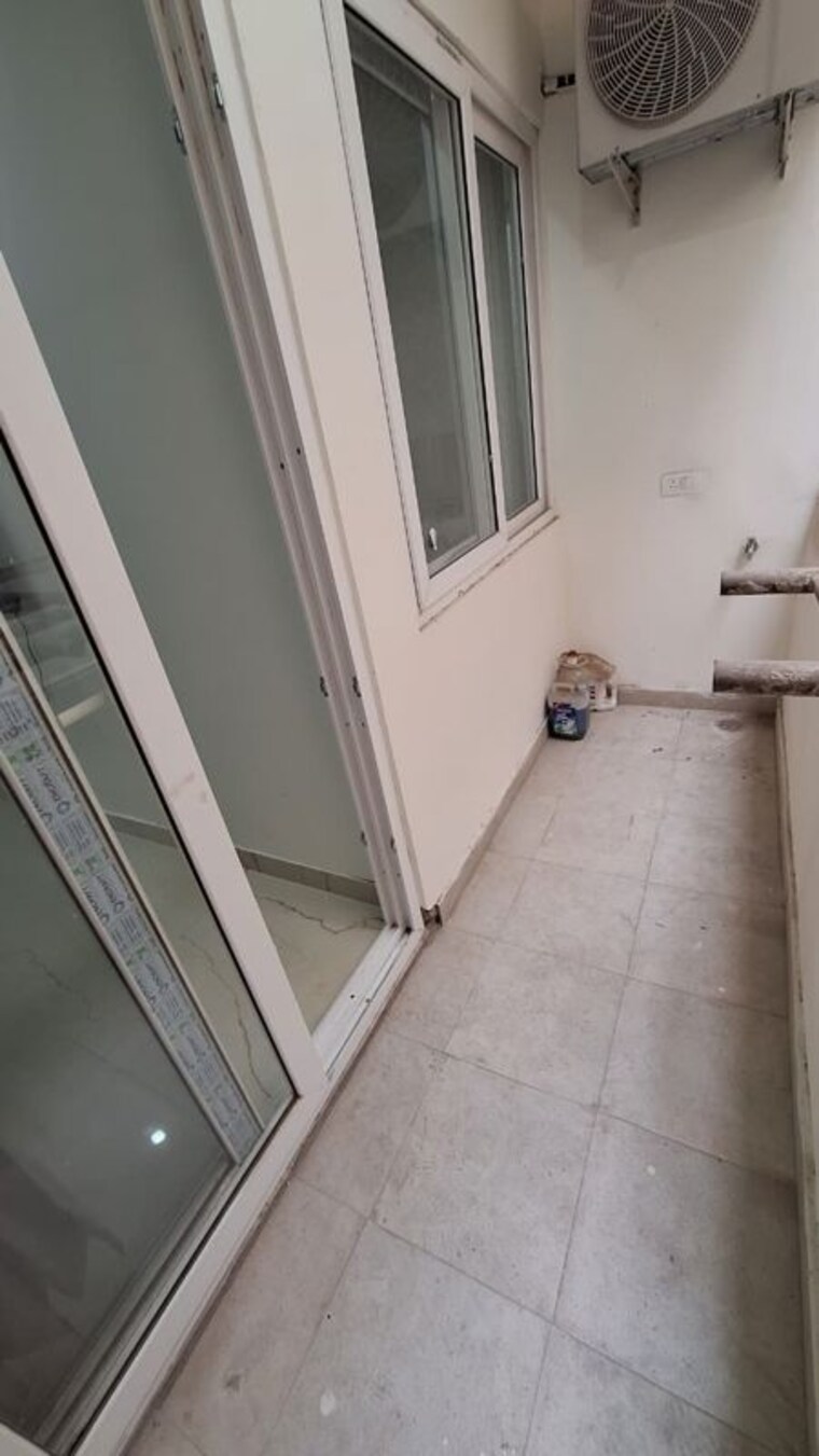 Balcony, ambala highway 3 Bedroom 1650 Sq.Ft. Apartment In Ambala Highway Zirakpur 10275837