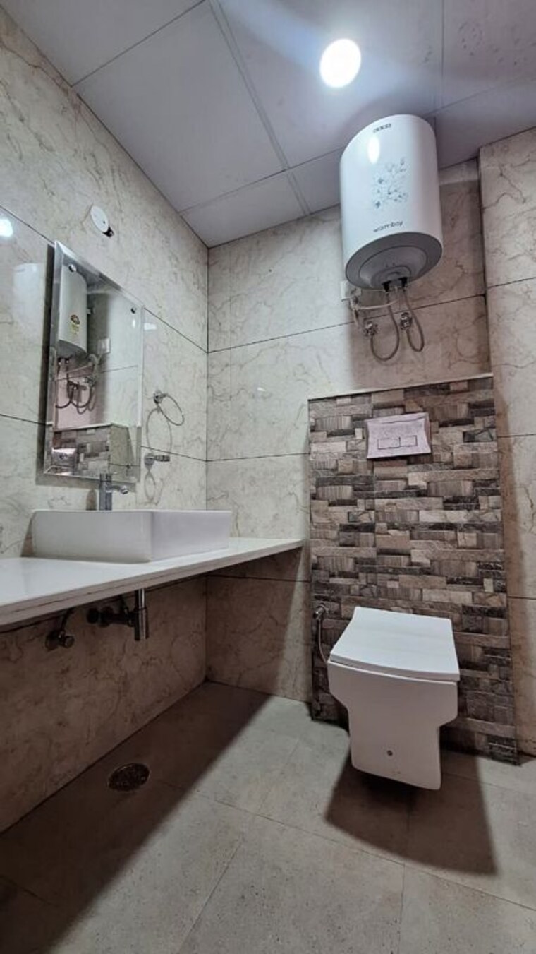 Bathroom, ambala highway 3 Bedroom 1650 Sq.Ft. Apartment In Ambala Highway Zirakpur 10275837