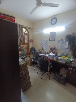 Living Room in 3 BHK Apartment at Sector 3 Dwarka – for Rent