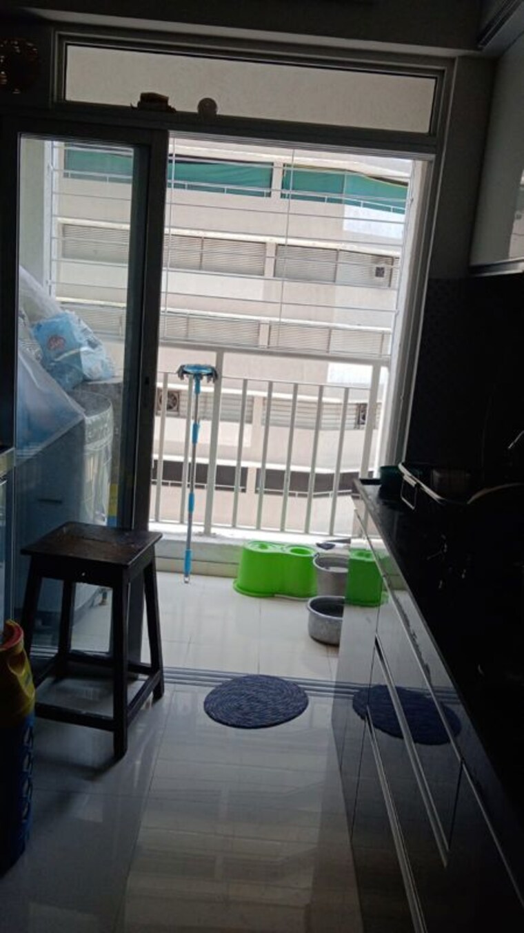 Balcony, lodha-amara 3 Bedroom 955 Sq.Ft. Apartment In Kolshet Road Thane 10275895