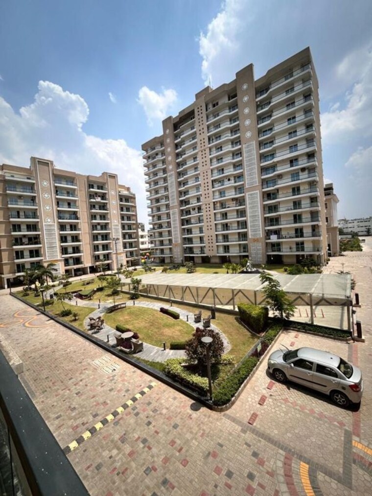 Exterior View, hermitage-centralis 3 Bedroom 1750 Sq.Ft. Apartment In Vip Road Zirakpur 10275950