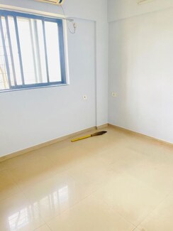 1 BHK + Servant Room Apartment For Sale in Metropolis Bayside