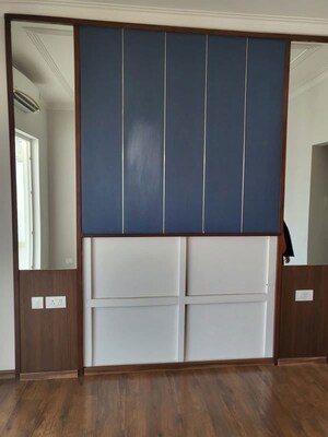 Furnished Amenities in 4 BHK Apartment at Sector 92 – for Rent