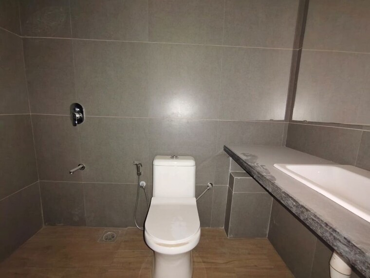 Bathroom, kalpataru-immensa-b 4 Bedroom 1753 Sq.Ft. Apartment In Kolshet Road Thane 10276114