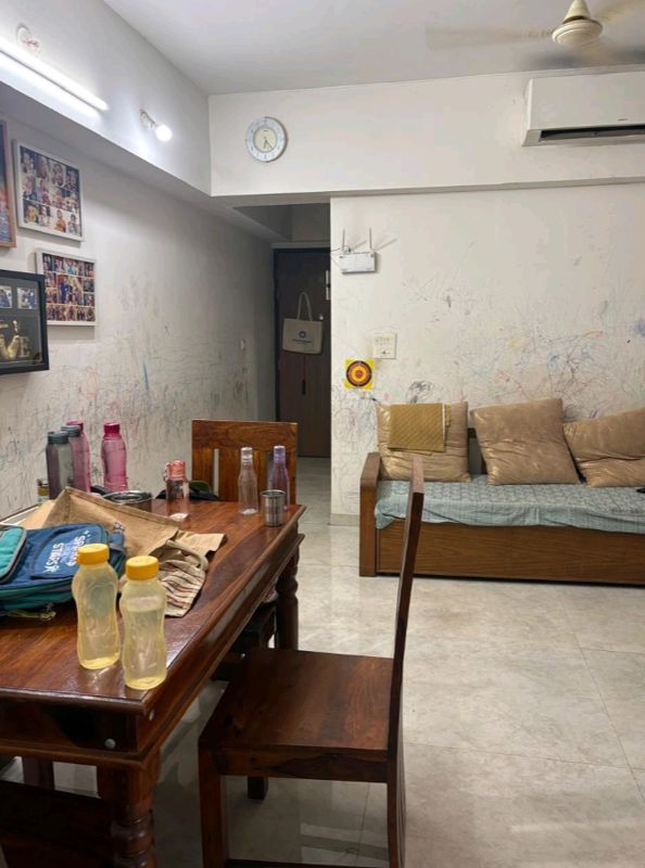 1.5 BHK + Pooja Room Apartment For Sale in Lodha Amara