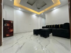 1 BHK Builder Floor For Rent in Saket