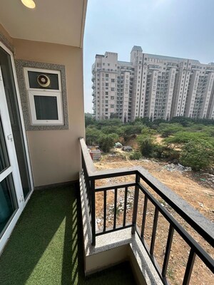 Balcony in 1 BHK Builder Floor at Sector 42 – for Rent
