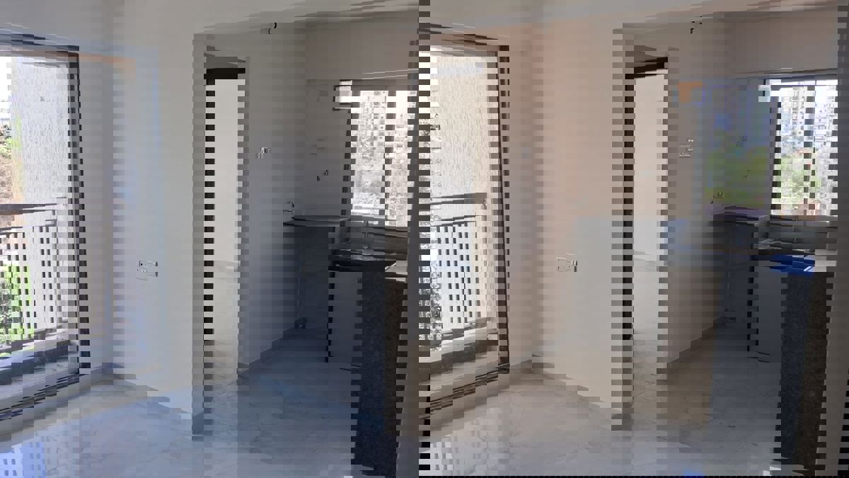 2 BHK + Servant Room 600 Sq.Ft. Apartment in Raunak Unnathi Woods