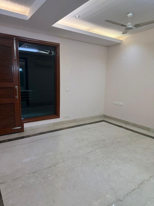 3 BHK Builder Floor For Rent in East Of Kailash