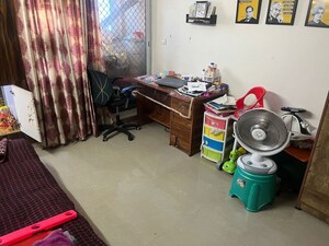 Team Area in 2 BHK Apartment at Shyam Bankey Bihari Sharnam, Raj Nagar Extension – for Sale