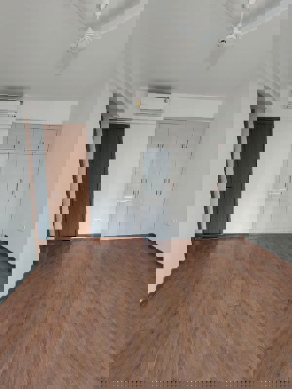 1.5 BHK + Extra Room 1100 Sq.Ft. Apartment in Max Estate 361