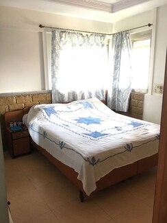 3 BHK + Servant Room Apartment For Sale in Colaba