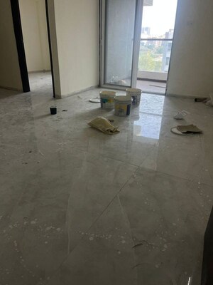 Room in 3 BHK Apartment at RR Lunkad 66 Avenue, Pimple Nilakh – for Rent