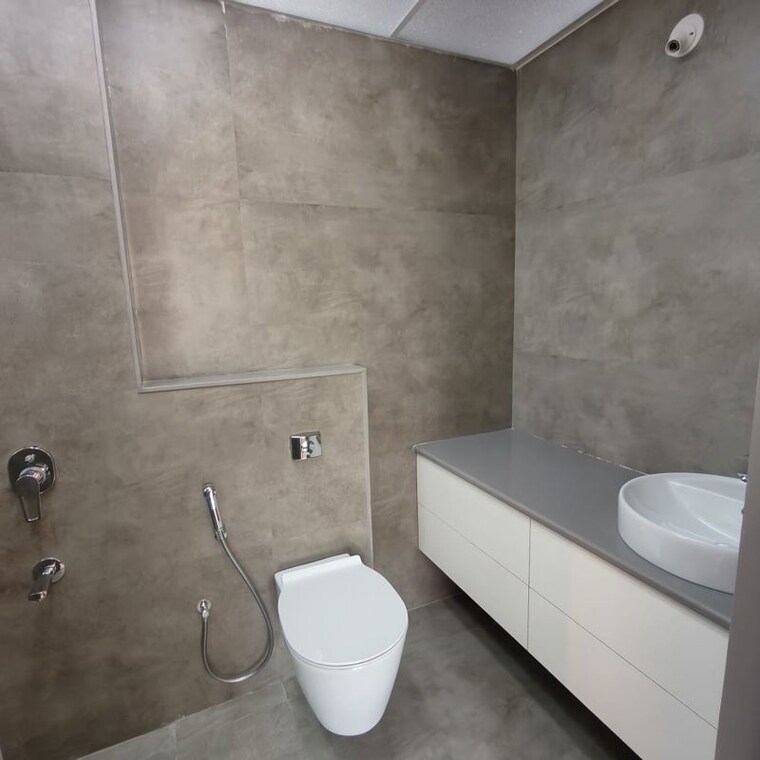 Bathroom, baner 3 Bedroom 1193 Sq.Ft. Apartment In Baner Pune 10276228