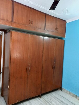 2 BHK Builder Floor For Rent in Govindpuri