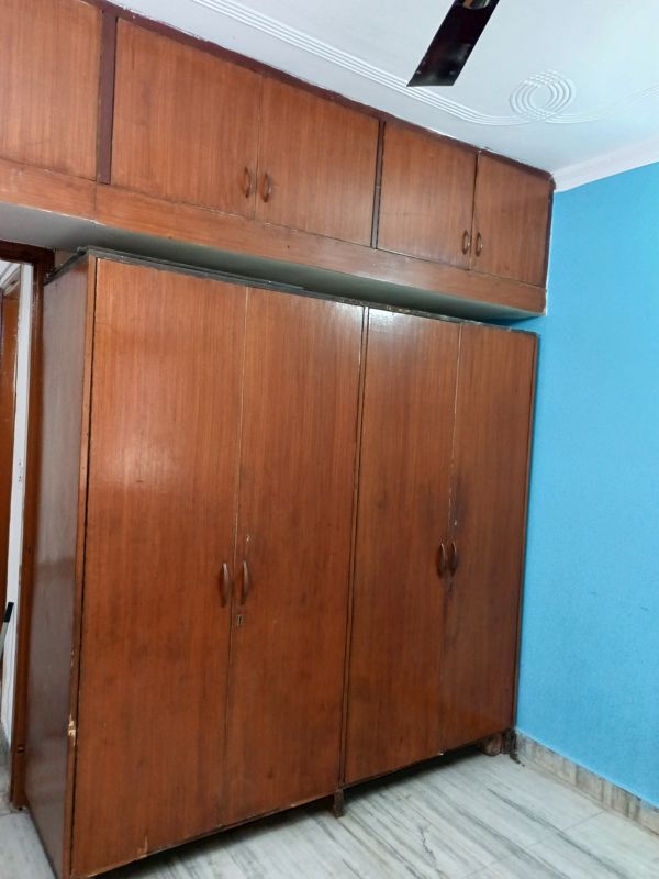 2 BHK Builder Floor For Rent in Govindpuri