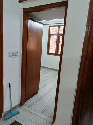 Room in 2 BHK Builder Floor at Govindpuri – for Rent