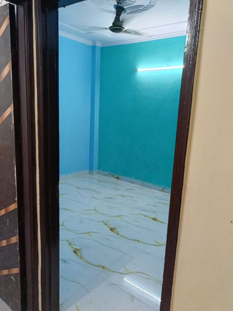 Room, govindpuri 2 Bedroom 60 Sq.Yd. Builder Floor In Govindpuri Delhi 10276321