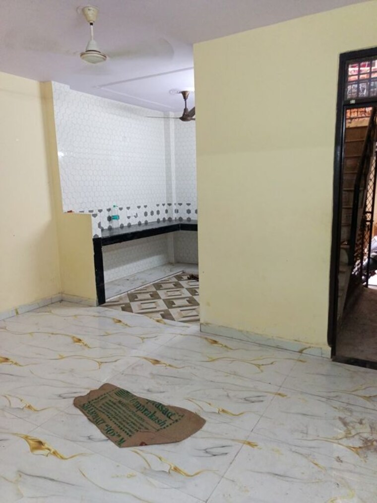 Room, govindpuri 2 Bedroom 60 Sq.Yd. Builder Floor In Govindpuri Delhi 10276321